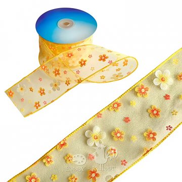 Jemná stuha š. 6 cm kytičky - žlutá 1 m