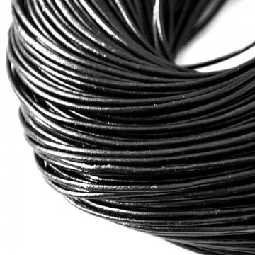 Kůže kulatá tl. 2 mm - černá 1 m
