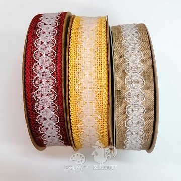 Jutová stuha s krajkou, šíře 2,5 cm - žlutá 1 m